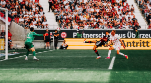 Full Match: Eintracht Frankfurt vs SC Freiburg (20:30 – 19/09)